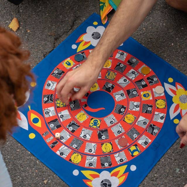 FOUR RABBIT – wholesale Board game – Jack Rabbit Adventure Bandana Board Game0