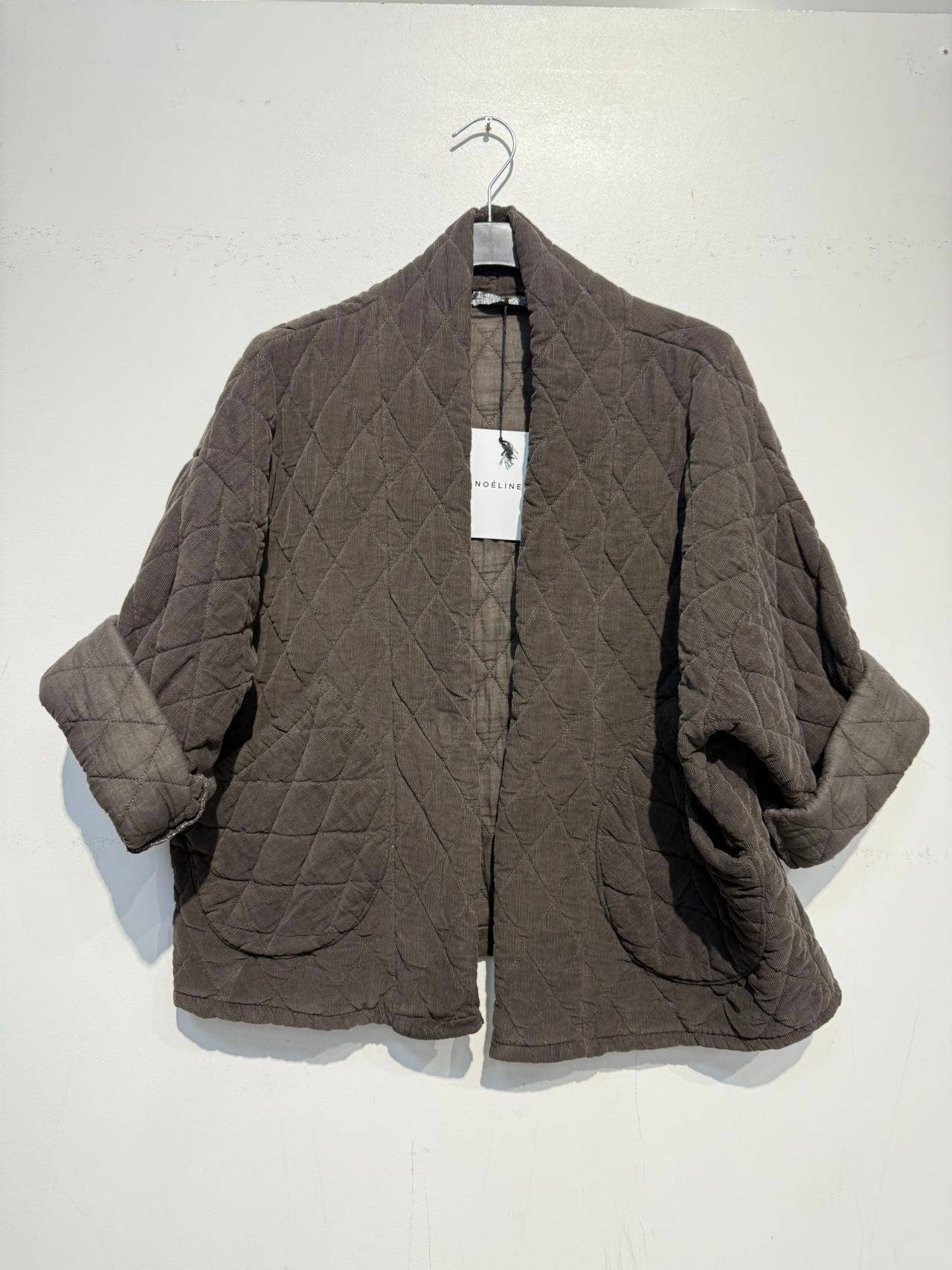 NOELINE - Wholesale Jacket - Women's - 2442-2 velvet quilted jacket10