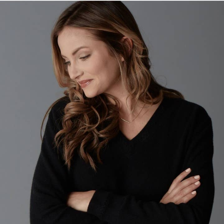 Svart Sand V-ringning för wholesale av LuxLined