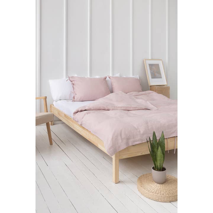 Linen Couture - Wholesale Bedding Set - Pale Pink linen bedding set with ties
