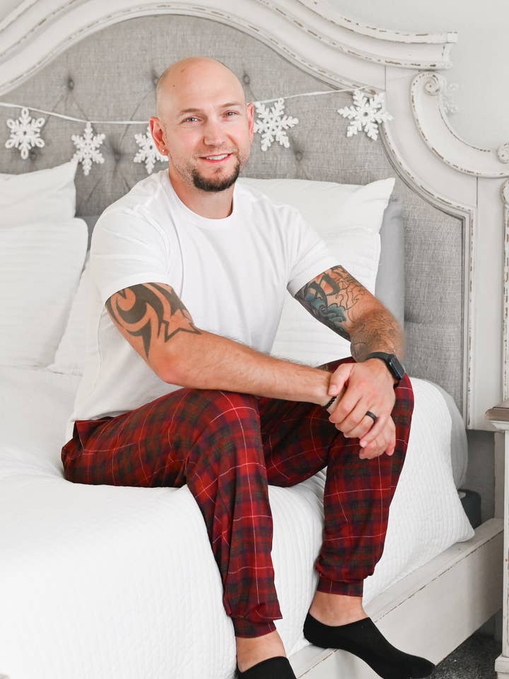 GEMÜTLICHE KAROHOSE | JOGGINGHOSE FÜR ERWACHSENE für den Großhandel von Belle & bros