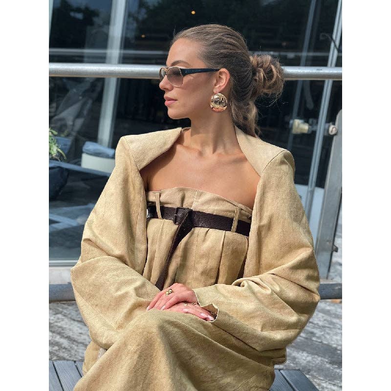 kycozy - Venta al por mayor Conjuntos de top y pantalón (NO para estar en casa) - Mujer - Conjunto de dos piezas: Top exterior sin cuello con mangas largas abotonado + Mono de pierna ancha con cinturón.7