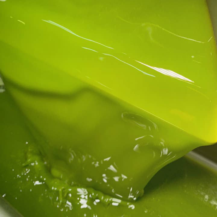 Minos - Wholesale Olive Oil - Minos extra virgin olive oil for salads 500ml can7