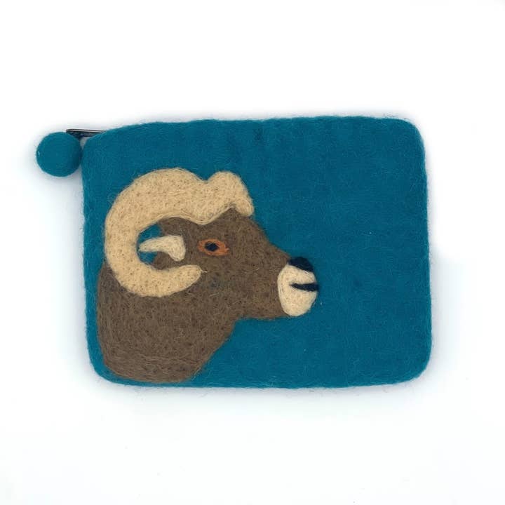 Porte-monnaie en feutre Mouton Bighorn pour la vente par Women of the Cloud Forest
