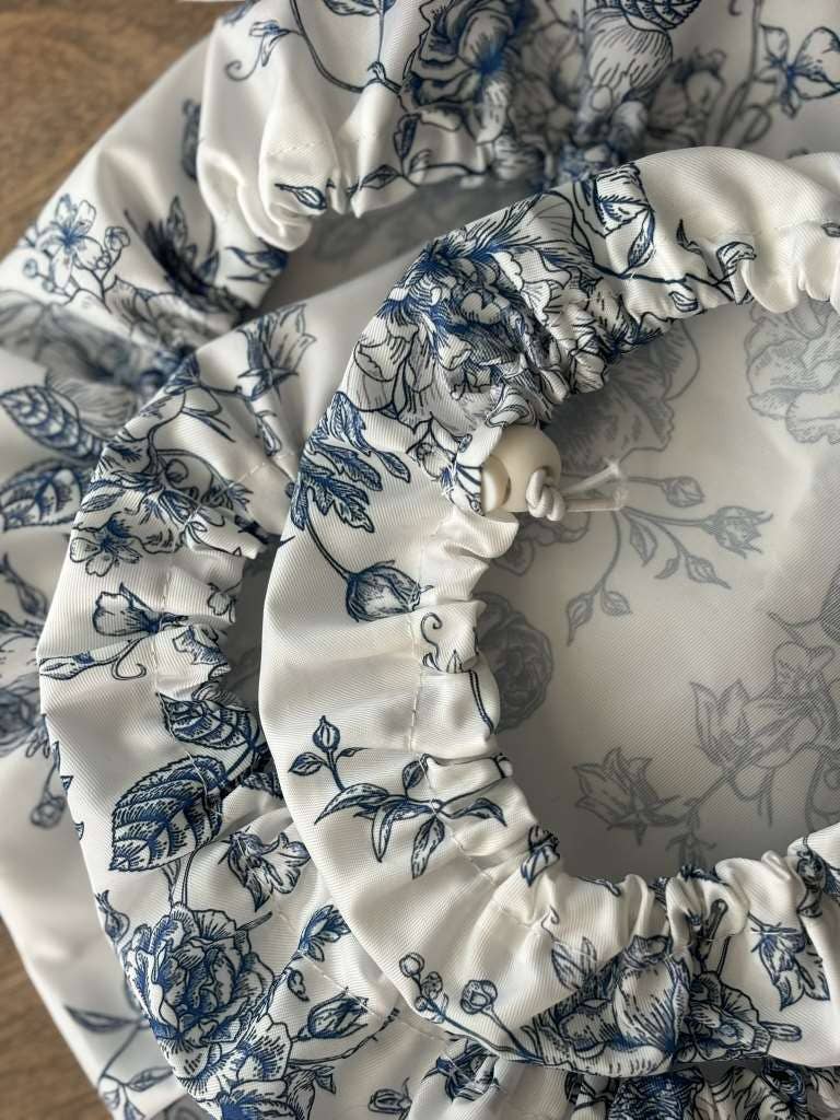 Kit Carson Accessories - Wholesale Food Storage Wrap/Bag - Dish covers - Blue Transferware 7 to15" & 9X13 Casserole pan4