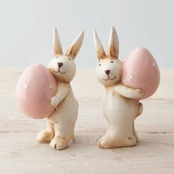 Assortimento di due conigli con uova, 10 cm per la vendita all'ingrosso da parte di Gainsborough Giftware x Portland Living