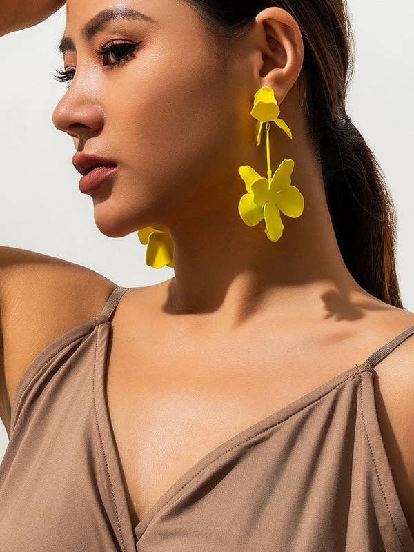 VividLux - Wholesale Dangle Earrings - Flower Shape Drop Earrings Earrings Accessories12
