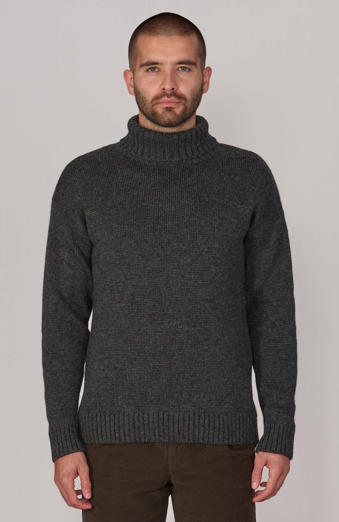 Paul James Knitwear - Vendita all'ingrosso Maglione tricot - Uomo - The Modern Submariner - Maglione in lana merino con collo alto34