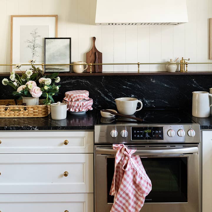 Millstream Home - Wholesale Apron - The Half Apron4