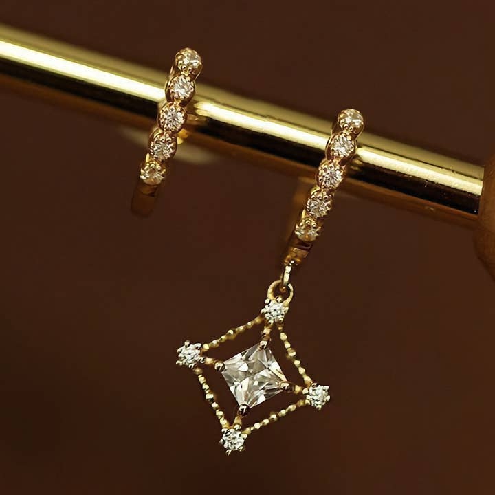 925 Silver Asymmetric Star Hoop Earrings – Gold-Plated for wholesale by GenYLuxe