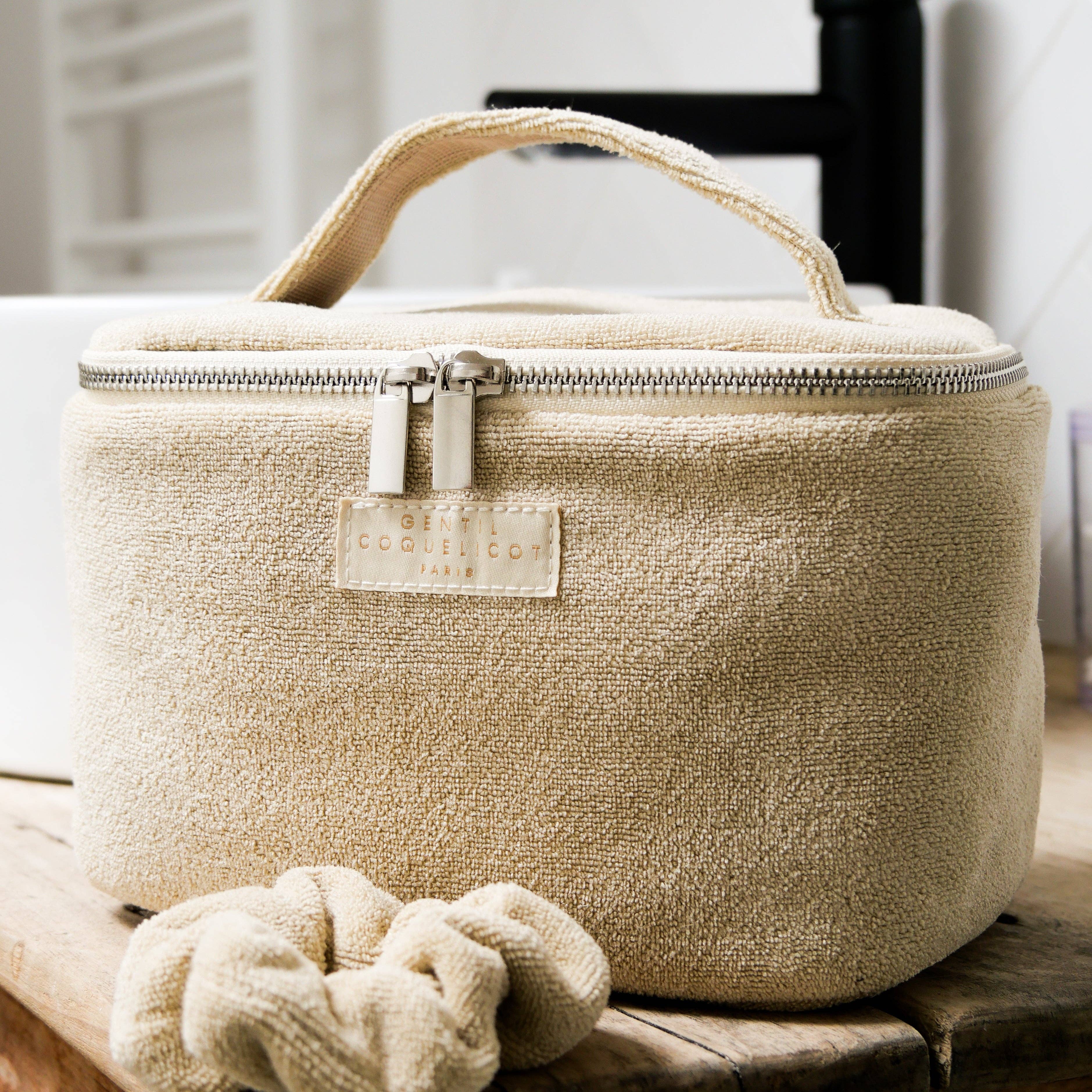 Gentil Coquelicot Paris - Wholesale Makeup/Cosmetic Bag - Vanity sponge6