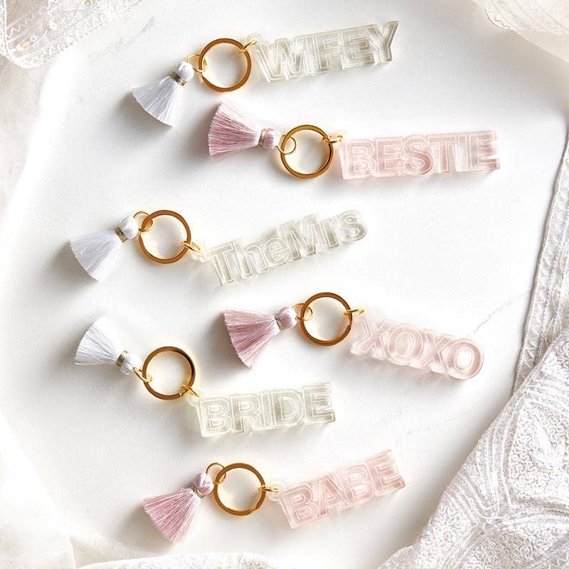 Angle - Wholesale Keychain - Women's - Acrylic Keychain - Bride Clear1