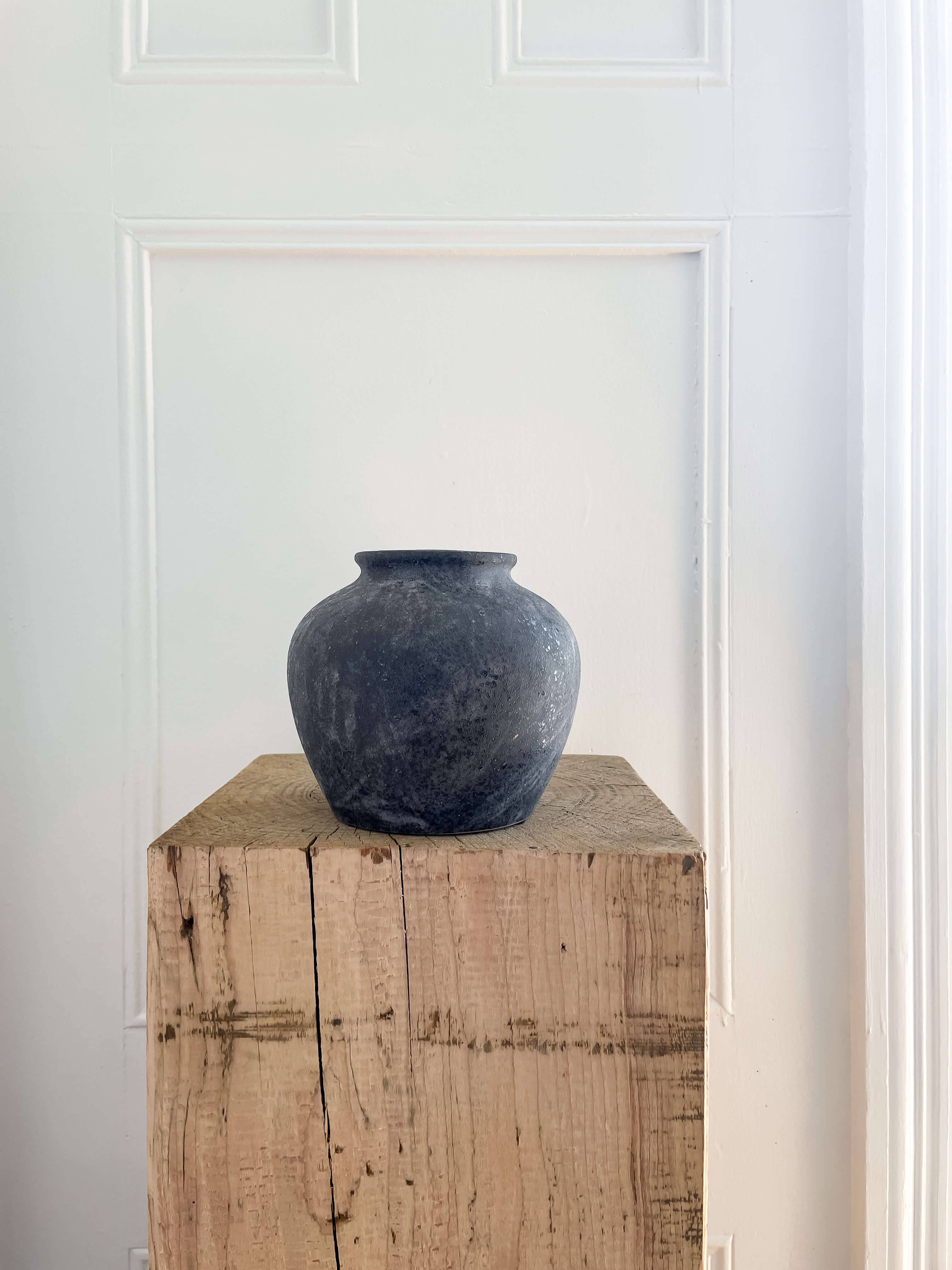 Hycroft Home Decor - Vente Vases - Vase en céramique de style vintage Athena, décoration intérieure haut de gamme1