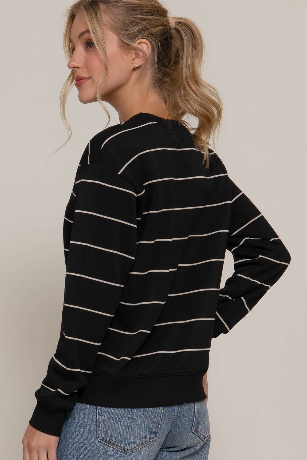 Active Basic | Active USA – Sweatshirt - Mulher por atacado – Sweatshirt de Manga Comprida com Riscas de Engenheiro e Forro de Fleece9