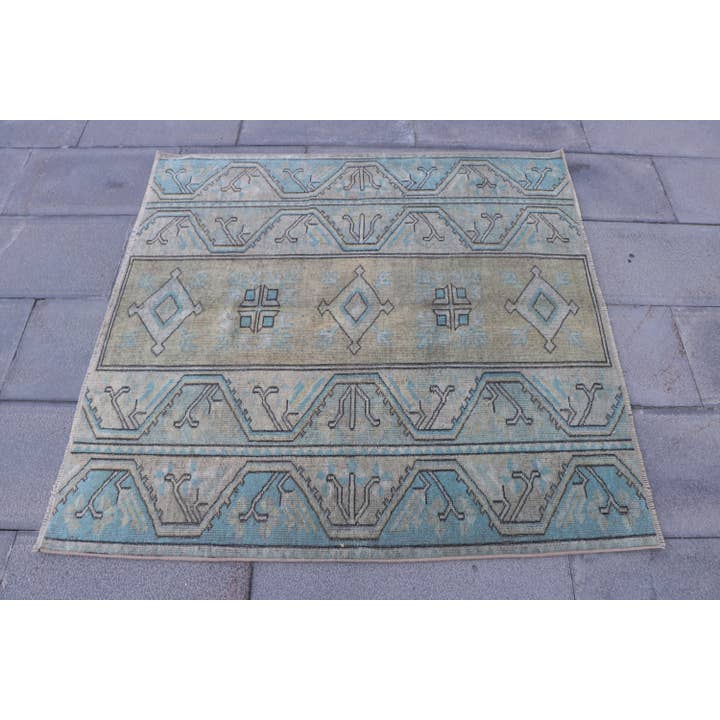 The Loom Wholesale - Wholesale Area Rug - Turkish Wool Accent Rug, Vintage Anatolian Aztec Design9
