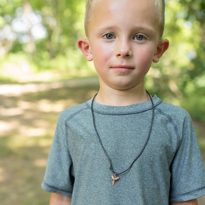 Pawnee Bill’s - Wholesale Pendant/Charm Necklace - Shark Tooth Necklace3