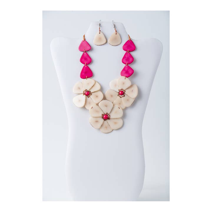 Daisy 3 Flower Organic Tagua Necklace Set for wholesale by TaguArtsy