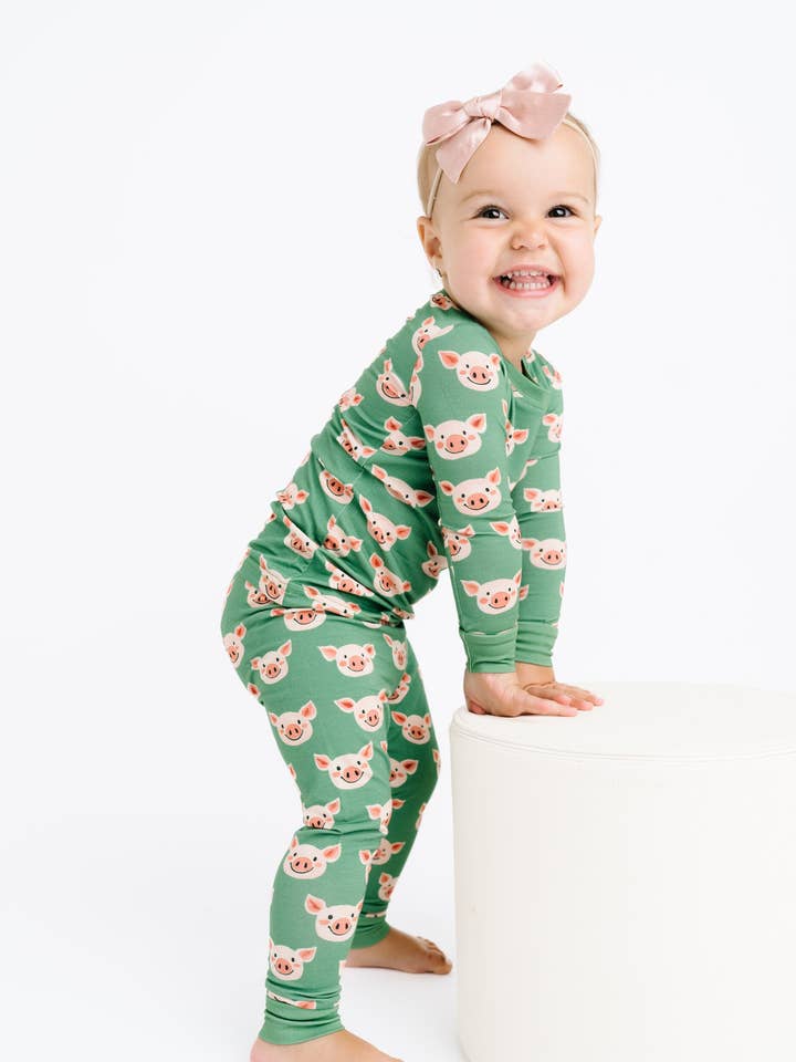 Little One Shop - Wholesale Lounge Set - Kids - Happy Piglets Bamboo Set5