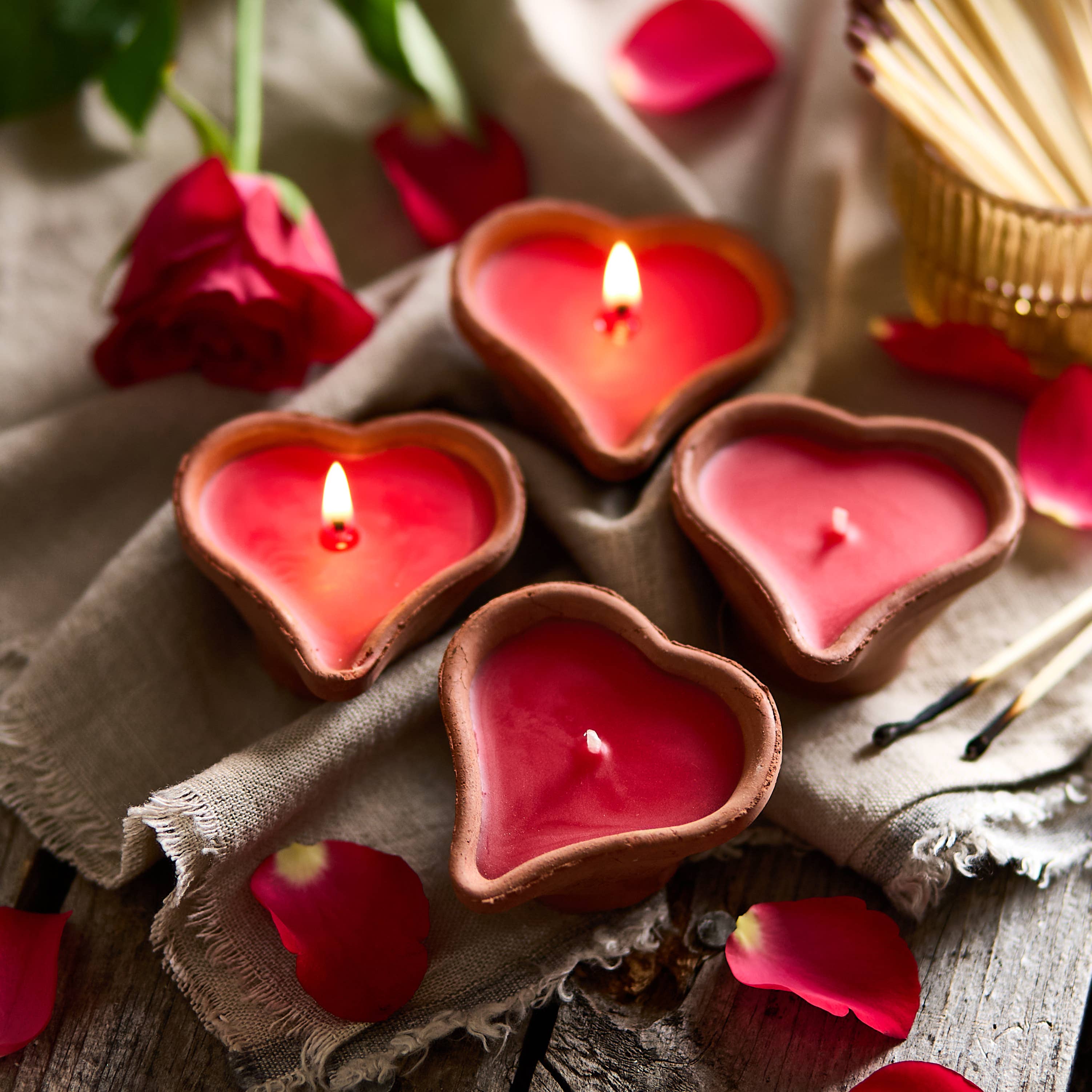 Dalit Goods Co - Wholesale Jar/Filled Candle - Heart-Shaped Terracotta Candles - Priya | Box of 45