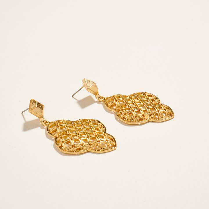 Designature New York - Vente Boucles d'oreilles pendantes - Boucles d'oreilles à motif en treillis de forme marocaine1