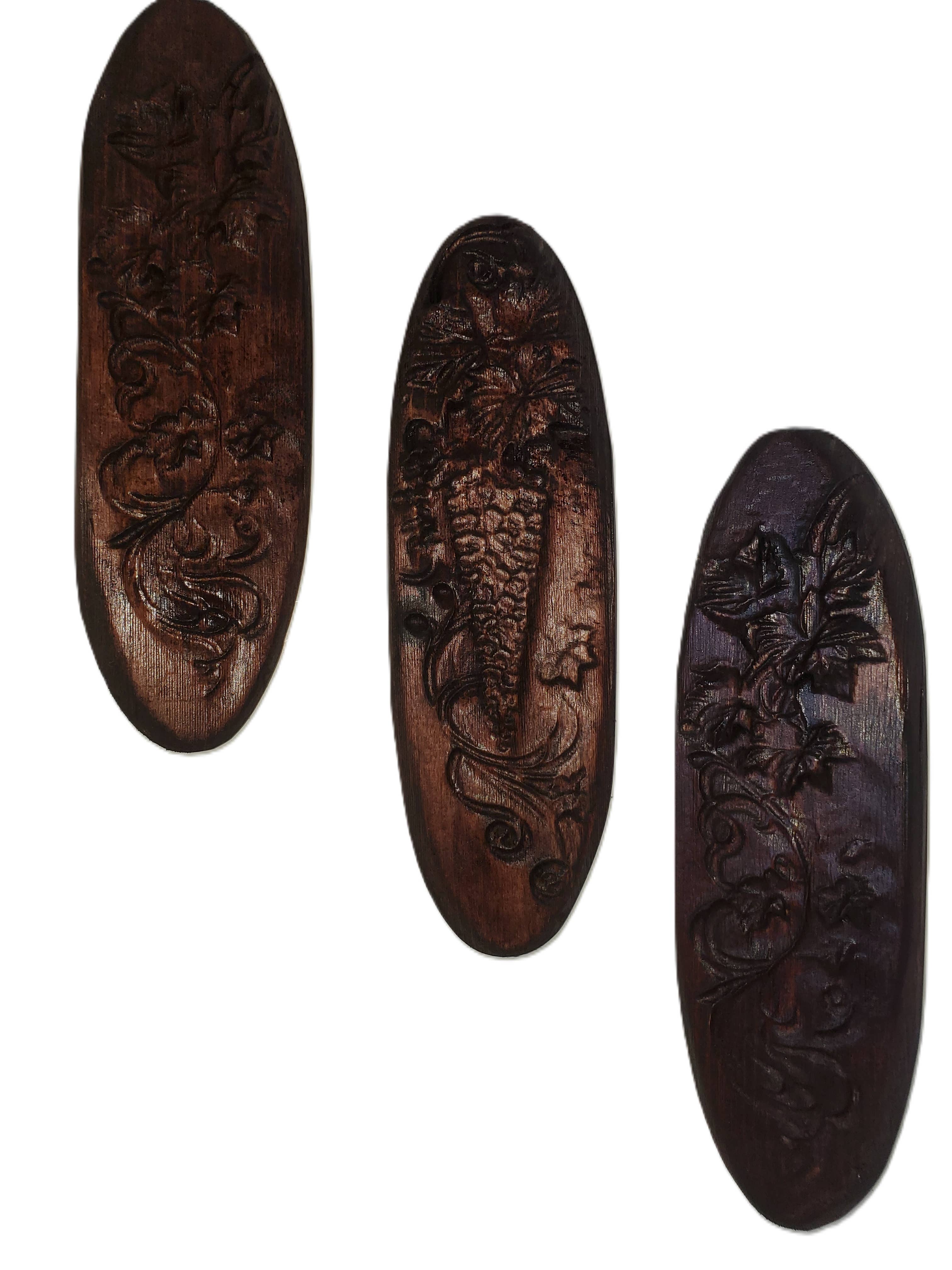 Red Mahogany Wood Grape Vine Wall Décor | Rustic Vineyard Art | Vinyard-Themed Home Decor for wholesale on Faire0