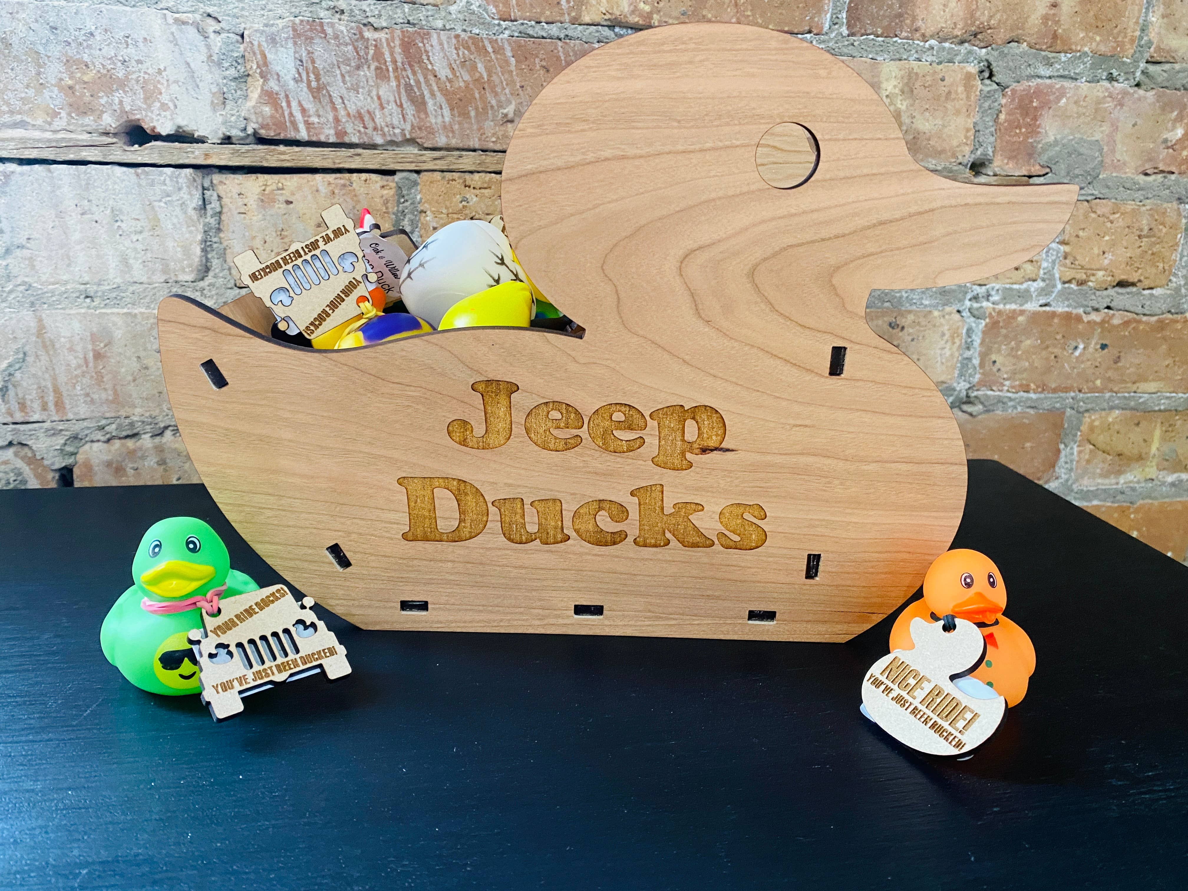 Oak & Willow - Vente Présentoir – enfant et bébé - Affichage de canards Jeep