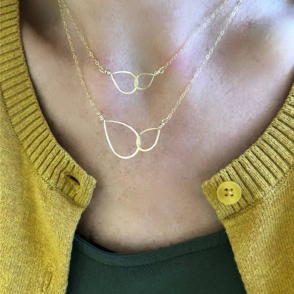 J. Mills Studio - Vente Colliers à pendentif - Collier en forme de double larme forgé, 2 tailles8