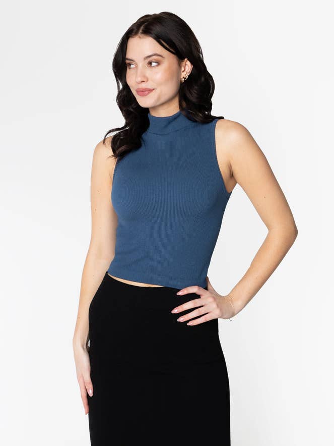 Mouwloze top met ronde hals van bamboe rib - CEBT1017 voor wholesale door C'est Moi Clothing Co