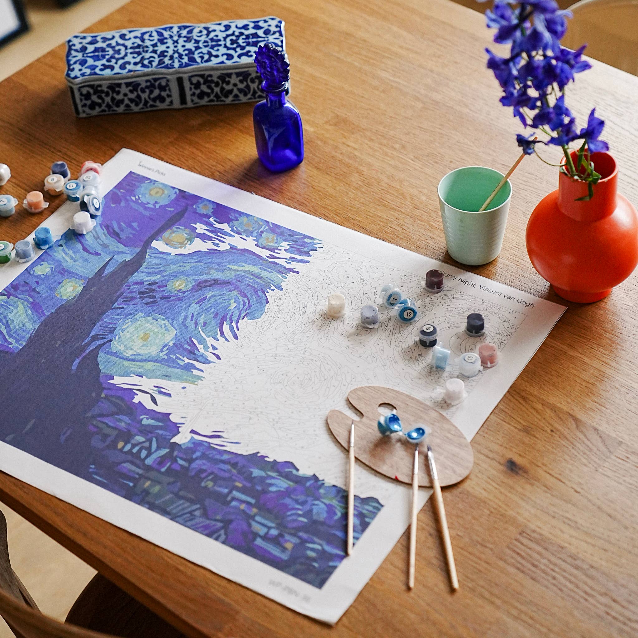 Winnie's Picks - Vente Kit de bricolage - La Nuit étoilée de Vincent van Gogh - Kit de peinture au numéro à faire soi-même - Cadeau pour maman2