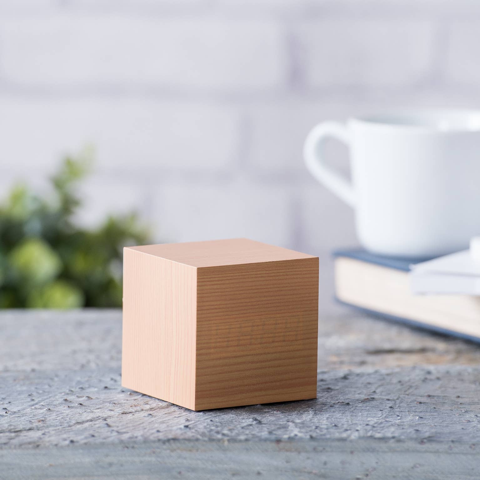 Gingko Design - Vendita all'ingrosso Sveglia - Orologio a cubo con attivazione a schiocchi7