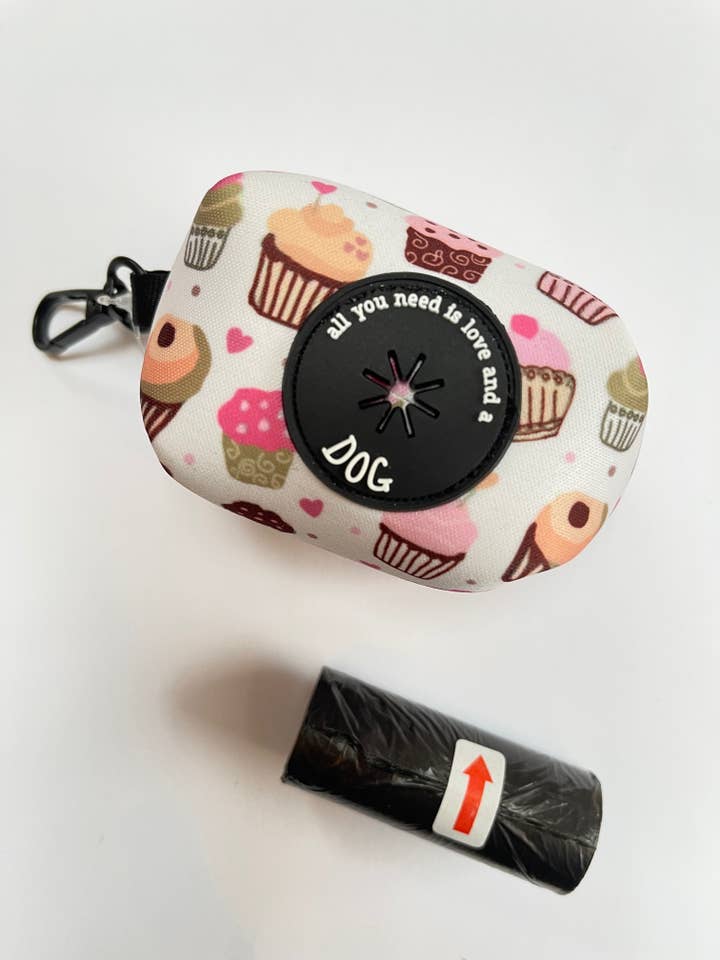 Cupcake Design Poo Bag Holder with Free Bags for wholesale by Gifted Wholesale Ltd