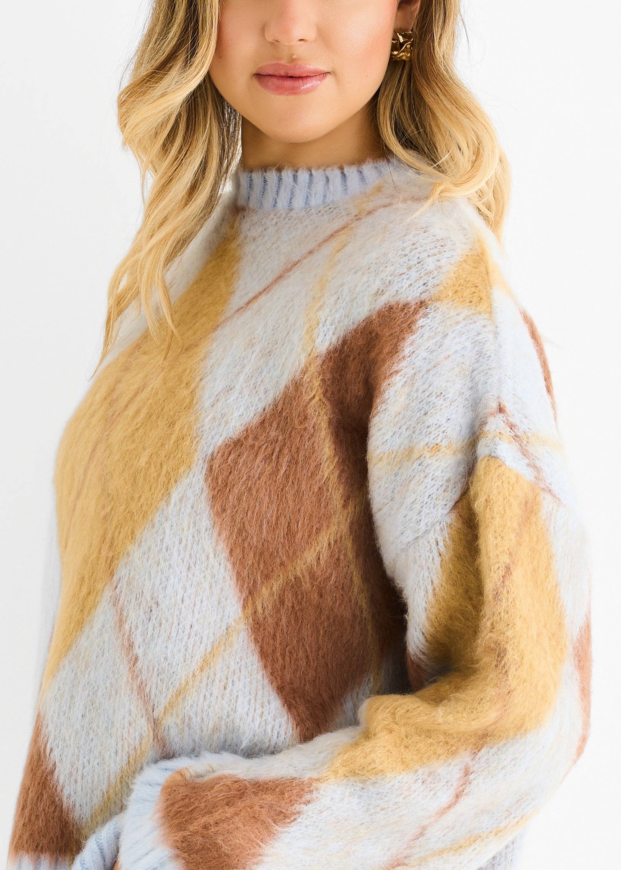 GINI LONDON - Wholesale Knit Sweater - Women's - Blue Argyle Knit Round Neck Jumper3