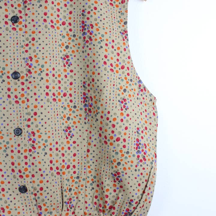 Sun's Out! - Wholesale Button Down Shirt - Women's - Reworked Vintage Sleeveless Button Up Blouse - Cinched3