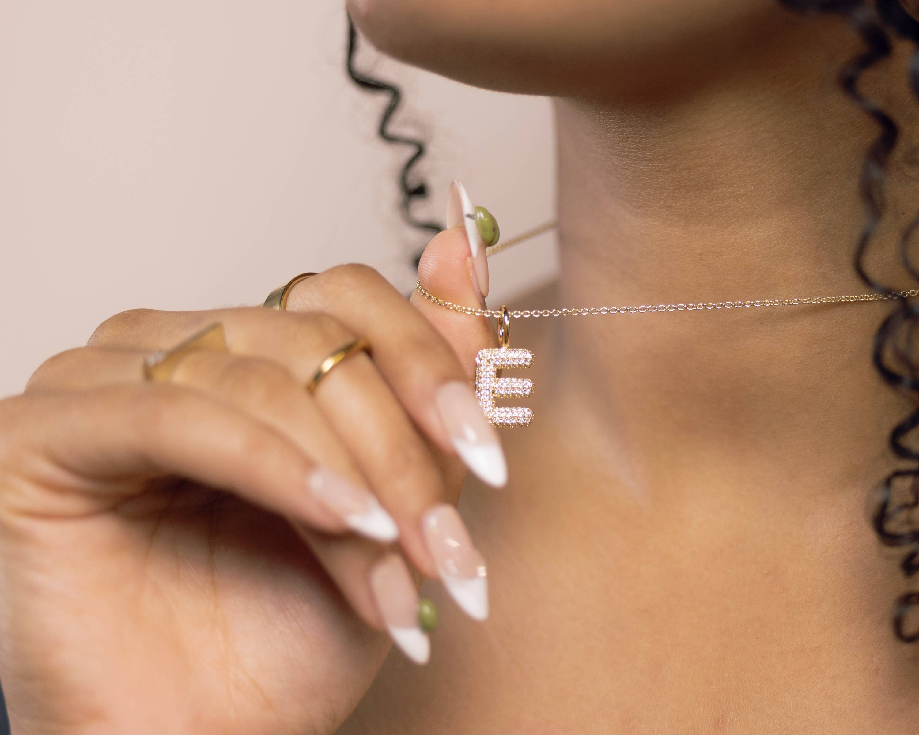 The Sis Kiss – Engroshandel Halskæde med vedhæng – Bubble bogstavs initial vedhæng2