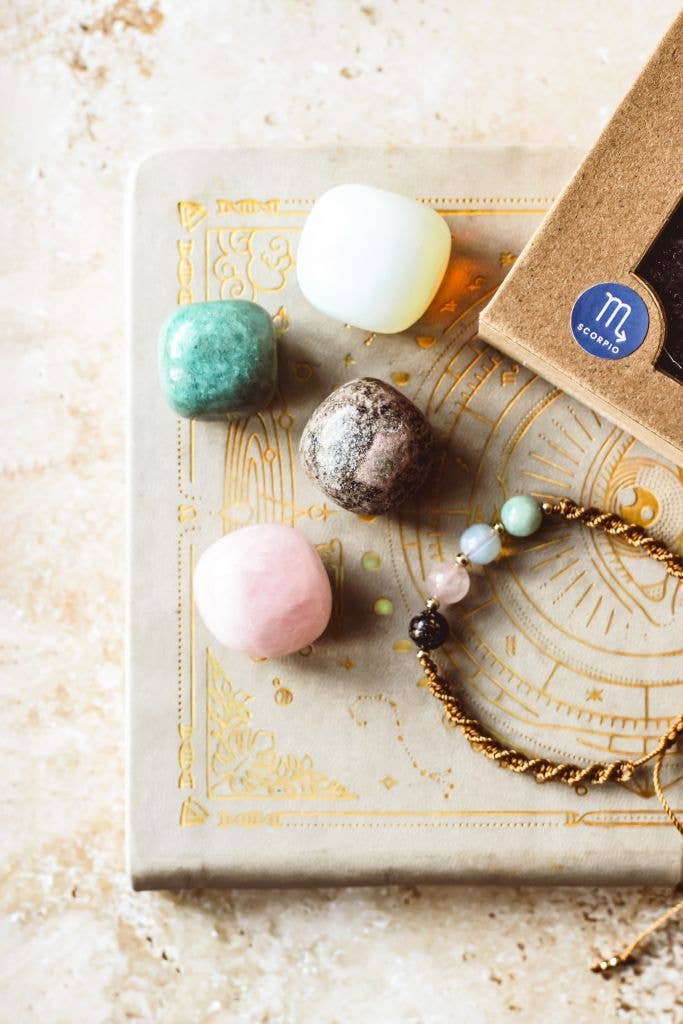 Mindful Living Co. - Wholesale Spiritual Stone/Crystal - Zodiac Crystal & Bracelet Gift Set 9
