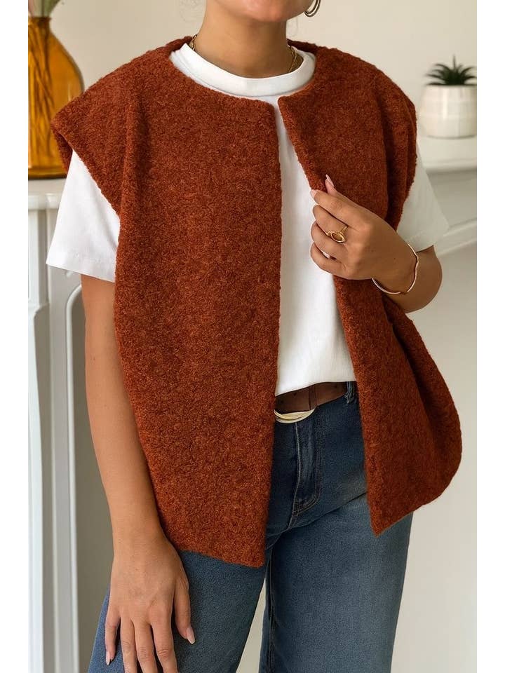 ESTEE BROWN - Wholesale Blazer - Women's - Sleeveless fur jacket - 87192