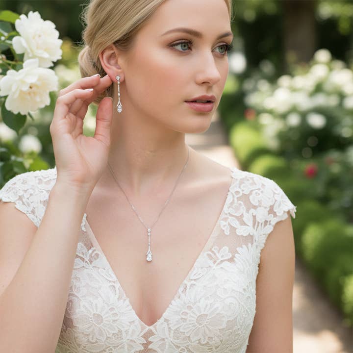 Athena Bridal Jewellery – wholesale Pendant/charm necklace – CUBIC ZIRCONIA COLLECTION - DAINTY SPARKLE NECKLACE - CZNK40