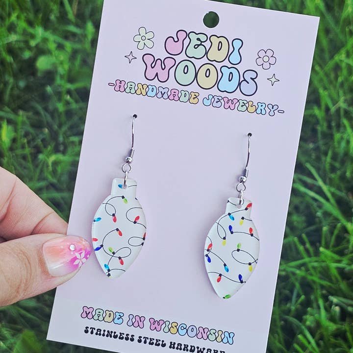 Jedi Woods LLC – Engroshandel Hængeøreringe og creoløreringe – Julelysstrenge - Lyspære Akryl Øreringe4