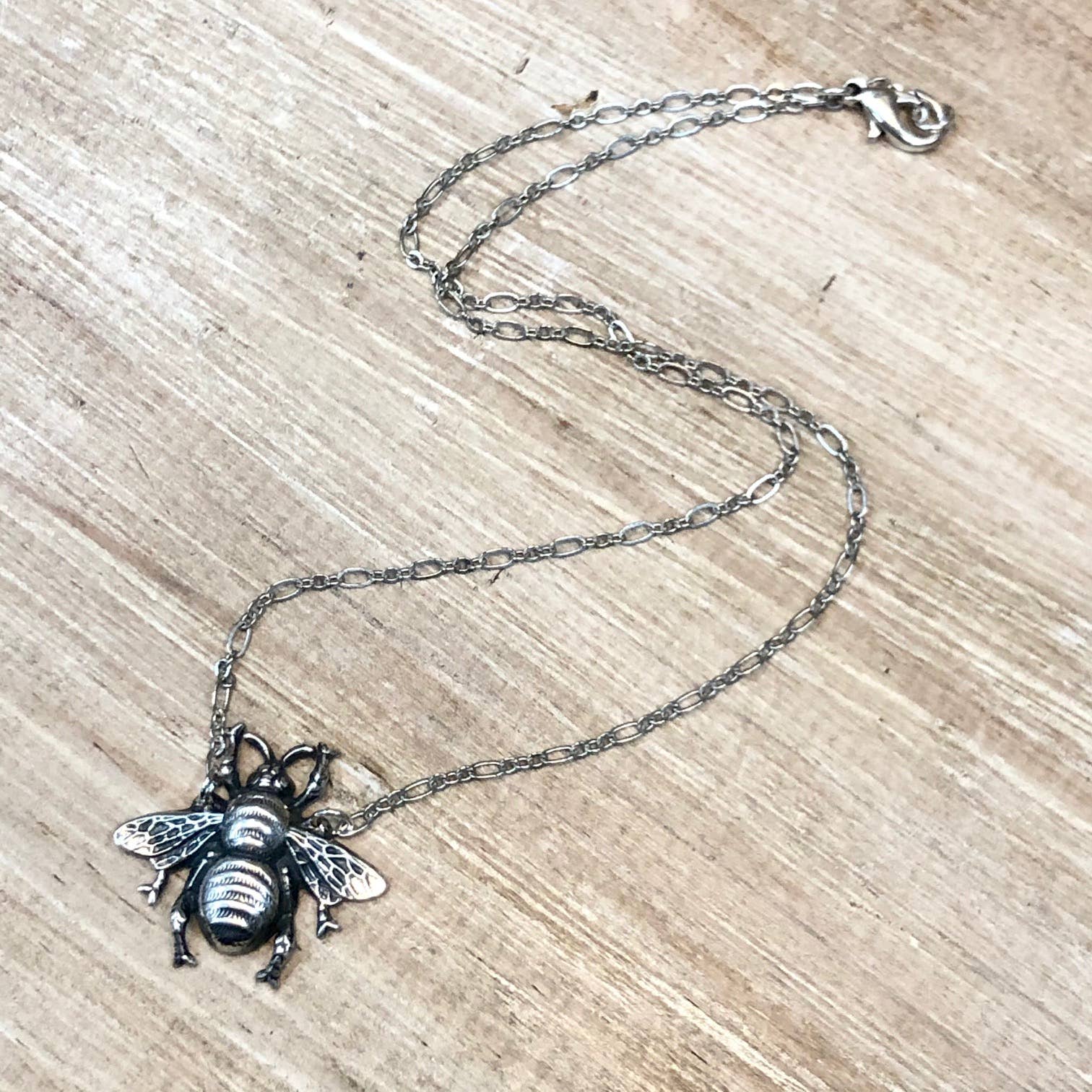 Lorraine Frances Jewelry - Wholesale Pendant/Charm Necklace - Split Chain Bee Necklace0