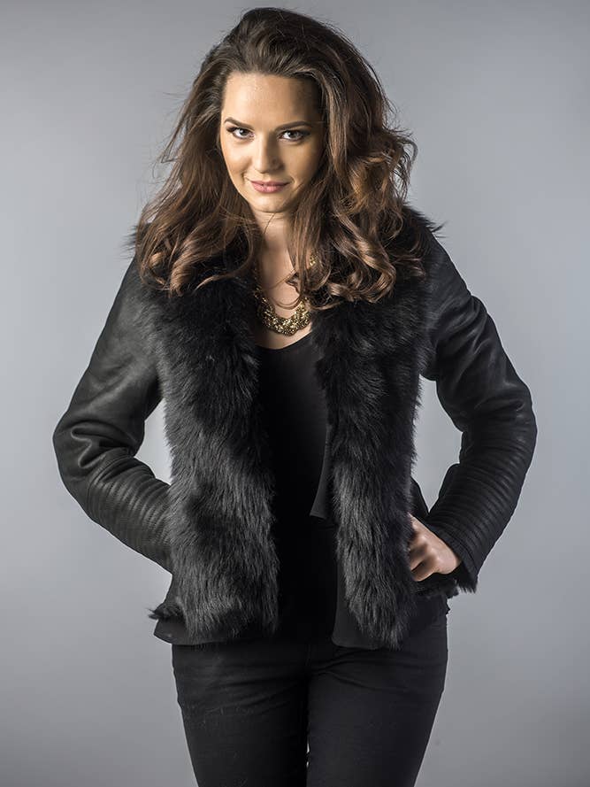 Casaco Preto de Cordeiro Nappa em Pele com Gola de Pele Merino por atacado de Buy Me Fur