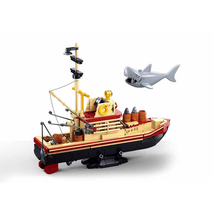 Texas Toy Distribution - Wholesale Building Set - Kids - Model Bricks The Great Shark Boat Building Brick Kit 592 pcs