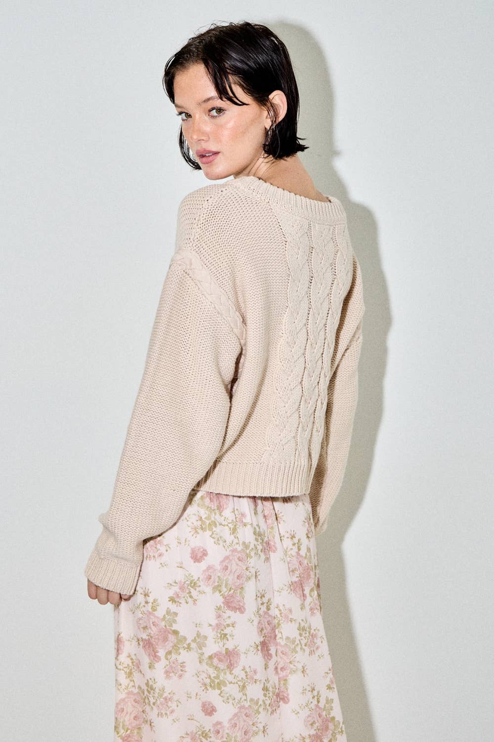 Baevely by Wellmade USA - Wholesale Knit Sweater - Women's - CABLE KNIT ROUND NECK SWEATER3