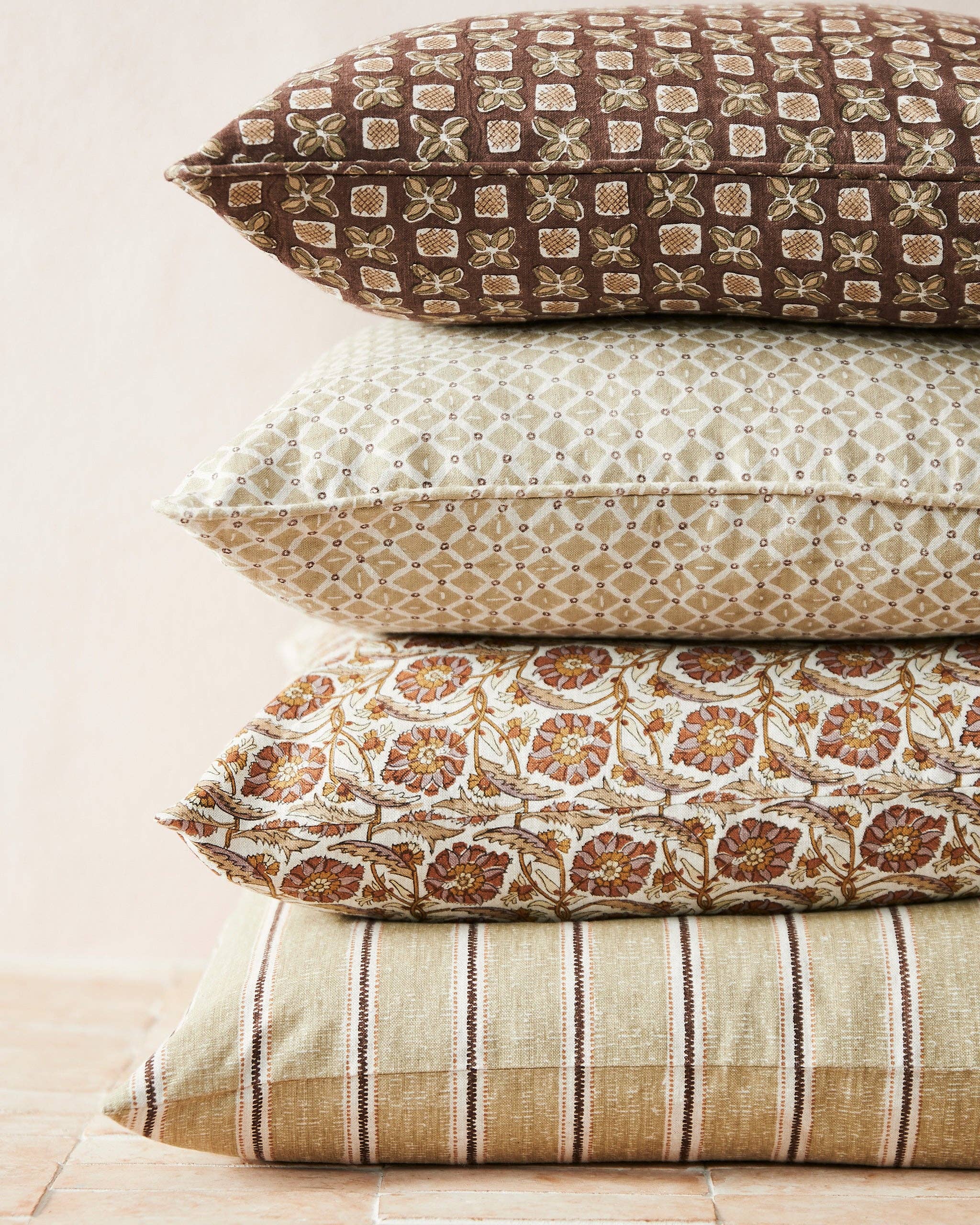 Walter G – wholesale Throw pillow cover – Cannes Juniper Pillowcase1