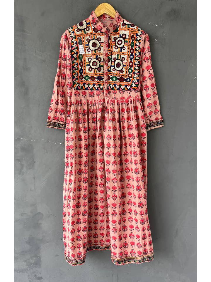 Bhawana Handicrafts – Vestido - Mulher por atacado – Vestido túnica casual boho feminino de verão com yoke Banjara