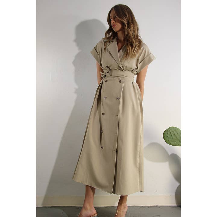 LEITE DE AVEIA CONJUNTO DE CASACO COM PREGAS NAS COSTAS E CALÇAS - Cor Leite de Aveia para venda a revendedores na Faire37