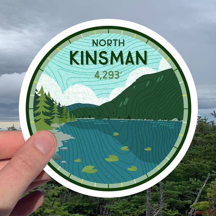 Autocollant UV et imperméable North Kinsman Mountain NH48 pour la vente par Cloud on a Mountain