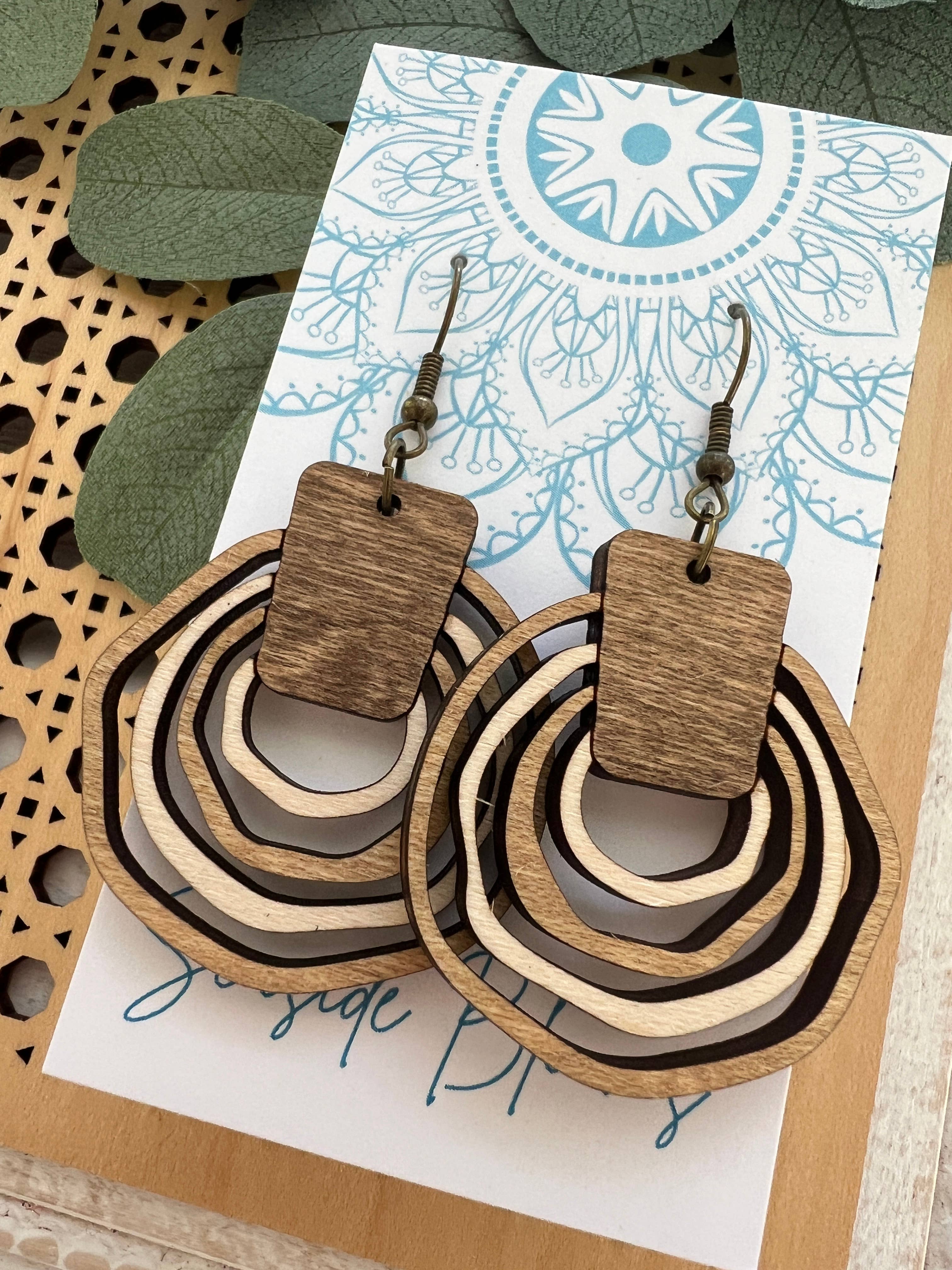 Seasideblooms – Großhandel Ohrhänger – Boho-Handbemalte, leichte Holz-Ohrringe4