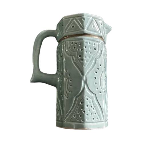 Jug MASTINZ for wholesale by Waanda GmbH