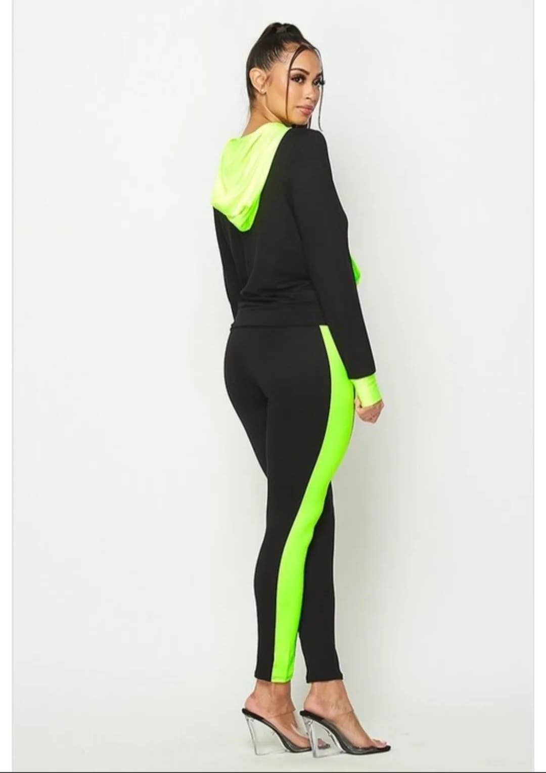 La'Chelle Boutique Wholesale - Wholesale Lounge Set - Women's - GREEN/BLACK JOGGER SET3