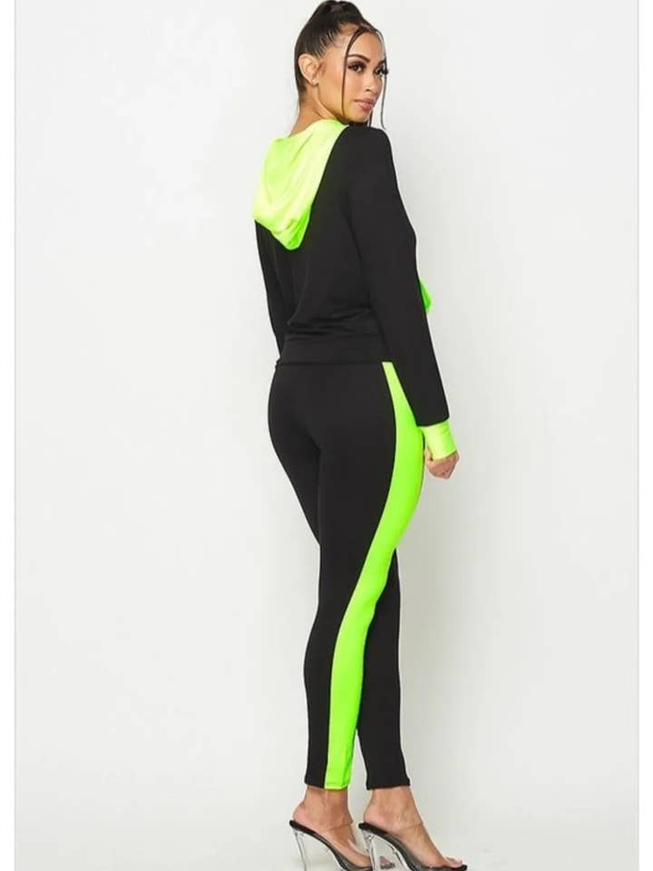 La'Chelle Boutique Wholesale - Wholesale Lounge Set - Women's - GREEN/BLACK JOGGER SET3